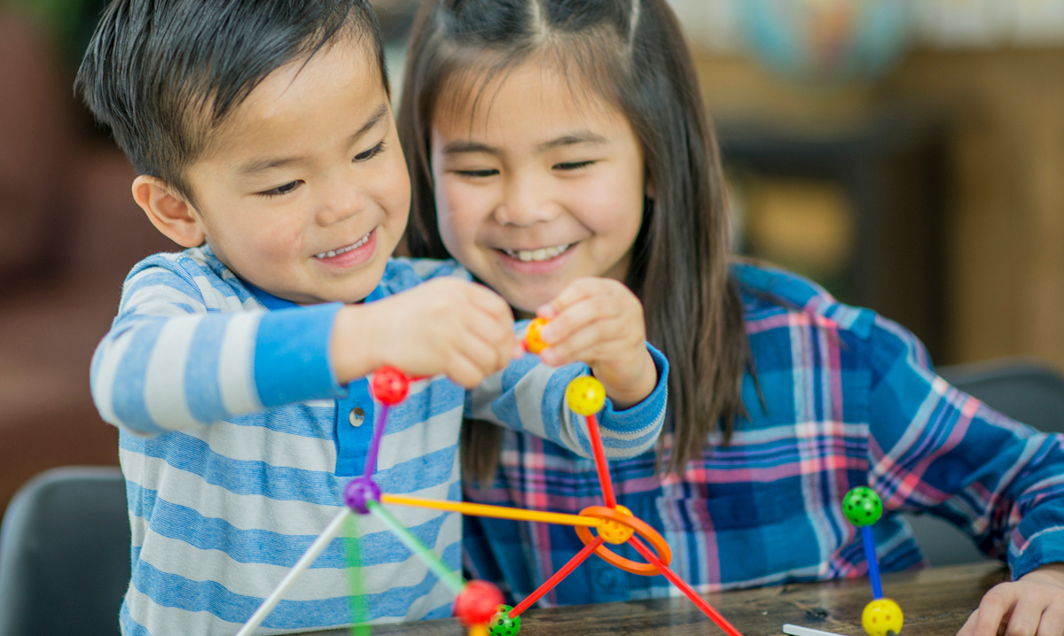 building-sibling-relationships