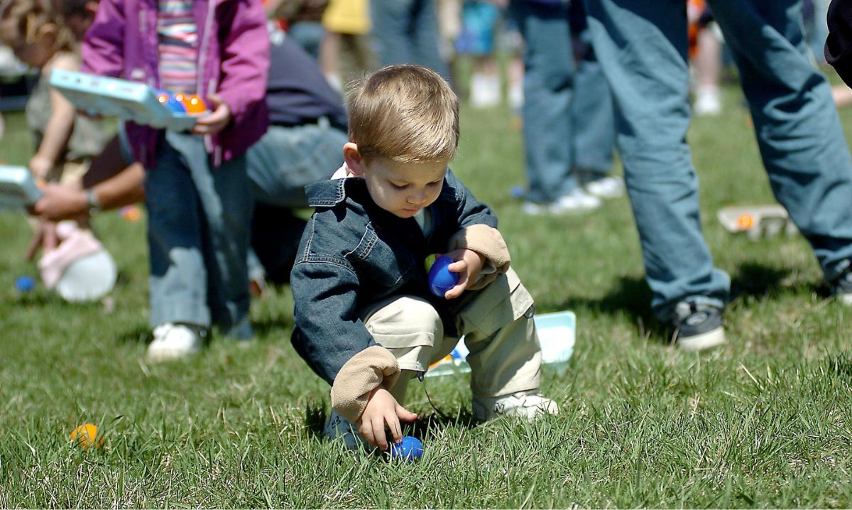 Easter Egg Scramble at Lake Erie Metropark