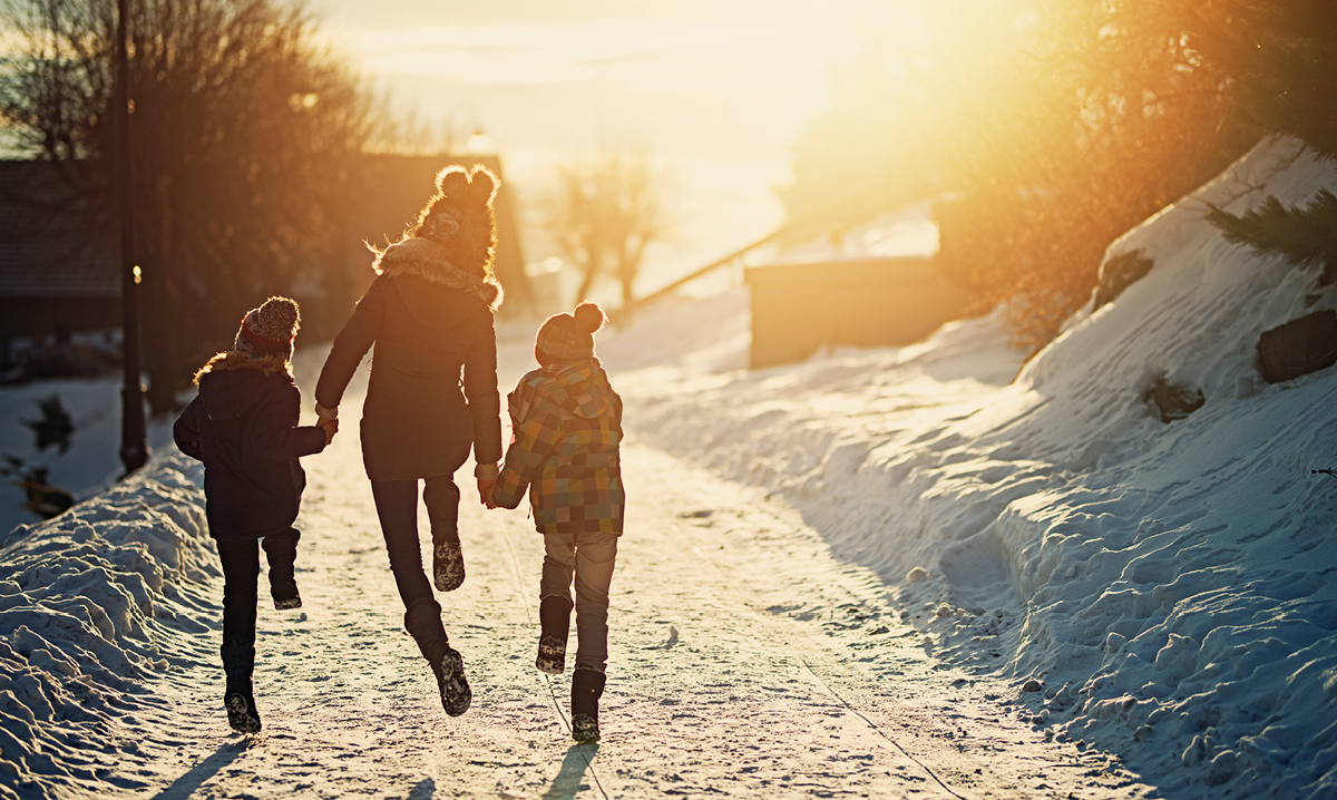 things-to-do-on-a-snow-day-istock