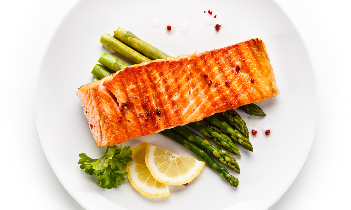 Salmon with asparagus