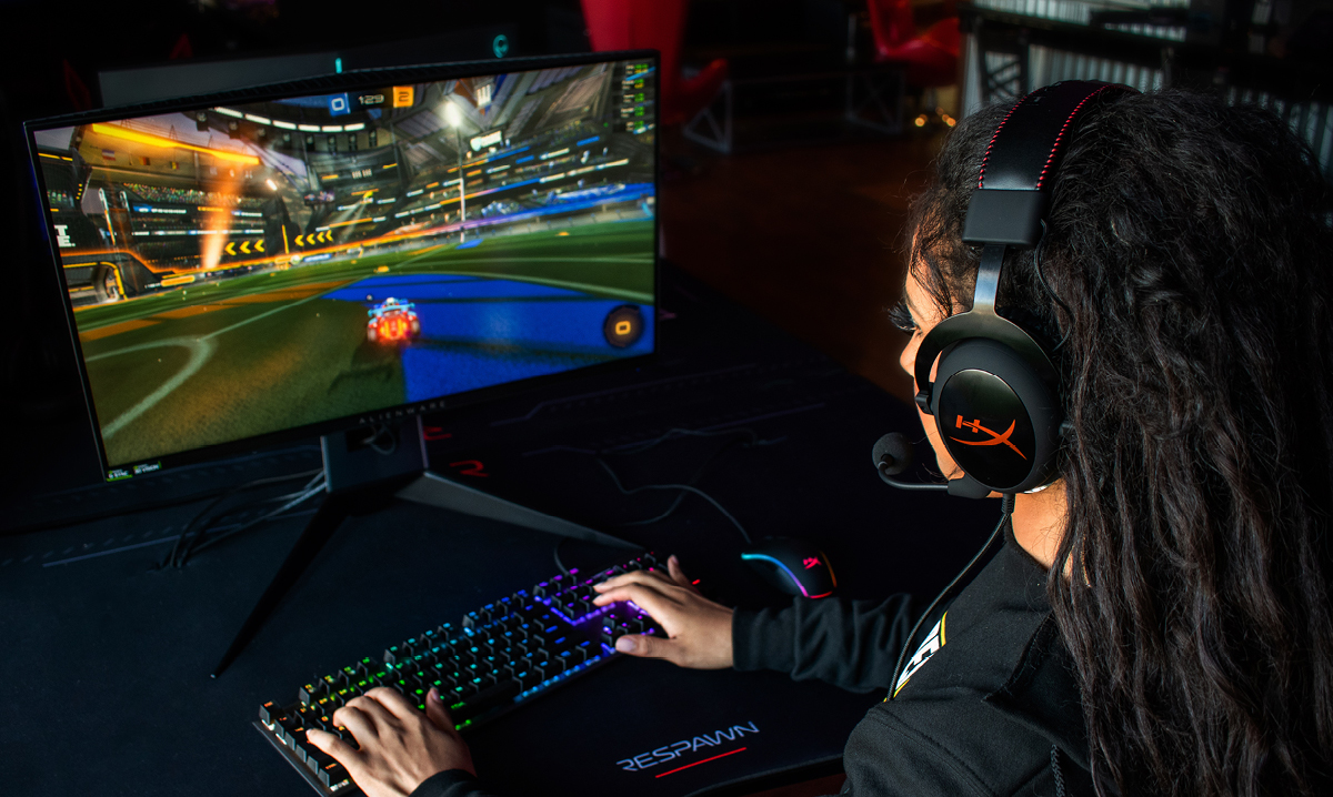 Girl playing esports