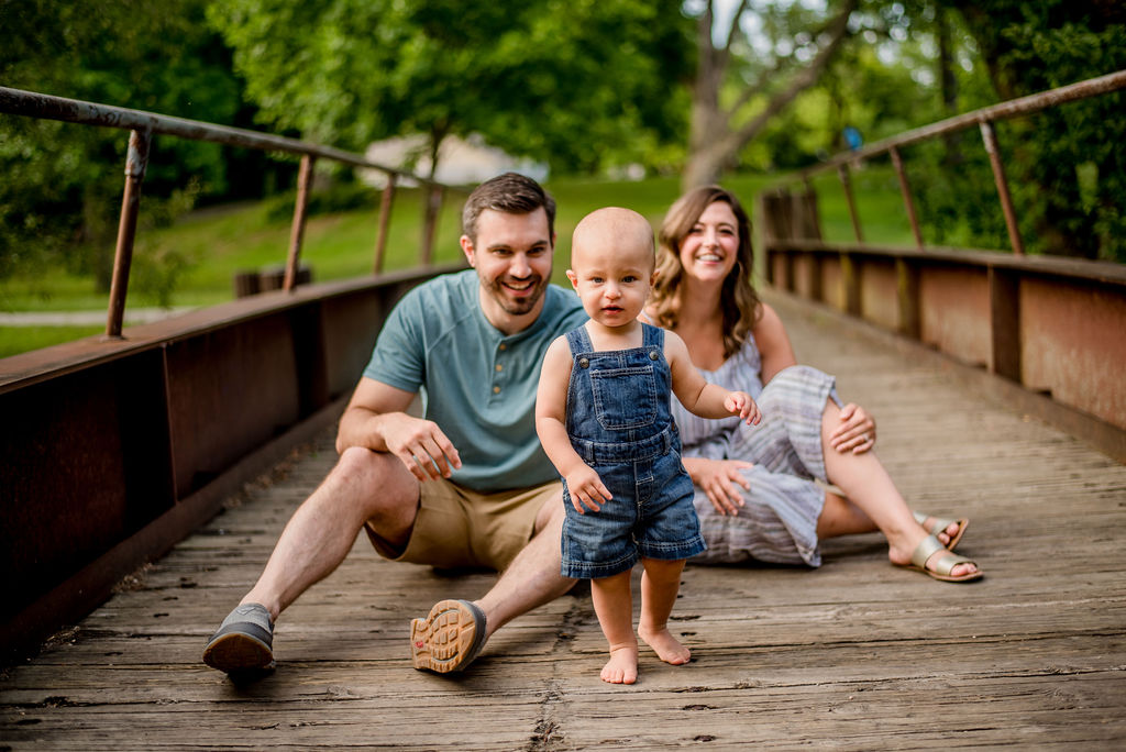 Jess Sutherland and family pose for a photo