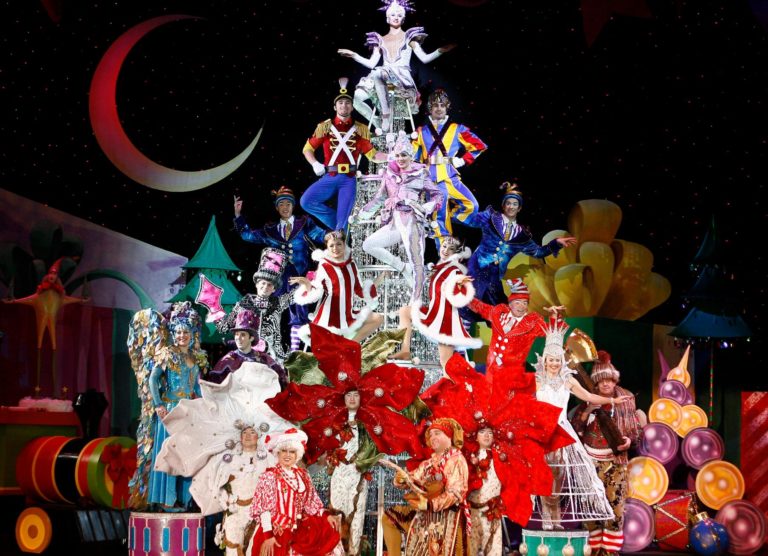 Win Tickets to Cirque Dreams Holidaze at the Fox Theatre