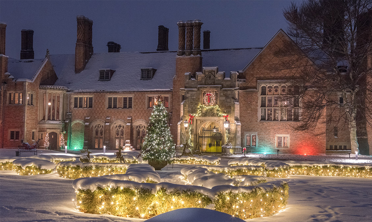 meadow brook hall decorated for the holidays
