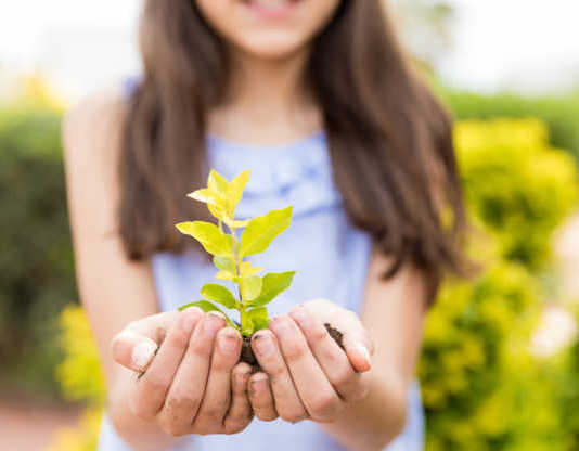 Huron Corridor Earth Day Clean Up at Indian Village Park earth-day-activities-istock-Antonio_Diaz