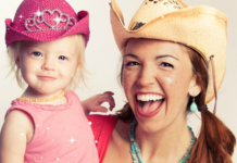 Sing and Shout at This Virtual Mother’s Day Concert with Miss Jamie