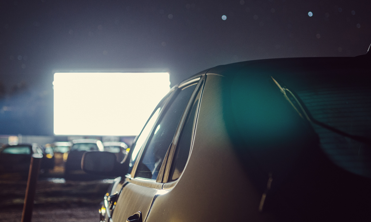 drive-in-movies-in-metro-detroit-istock-jewelsy
