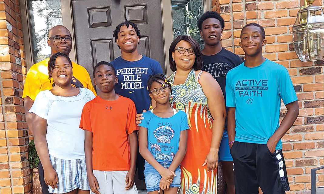 A photo of Ayana Knox-Potts' family