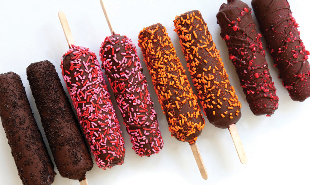 Dipped popsicles from Bombshell Treat Bar