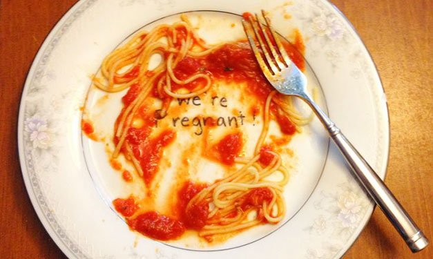 cute-ways-to-announce-a-pregnancy-stock