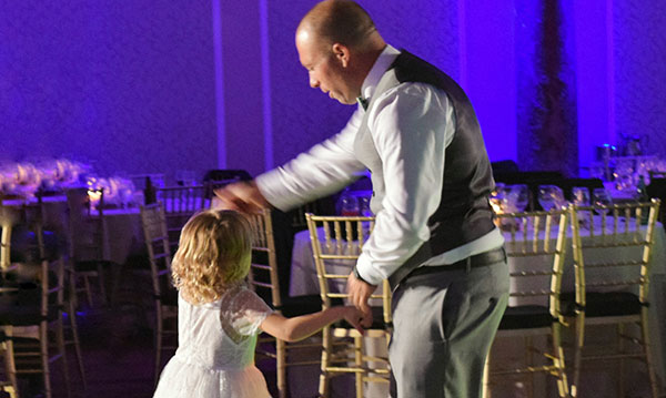 valentines-day-daddy-daughter-dances