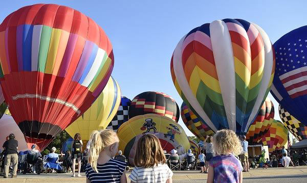 Balloon displays at the Michigan Challenge Balloonfest