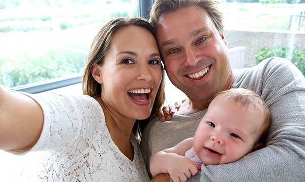 Tips for Taking Selfies With Your Family