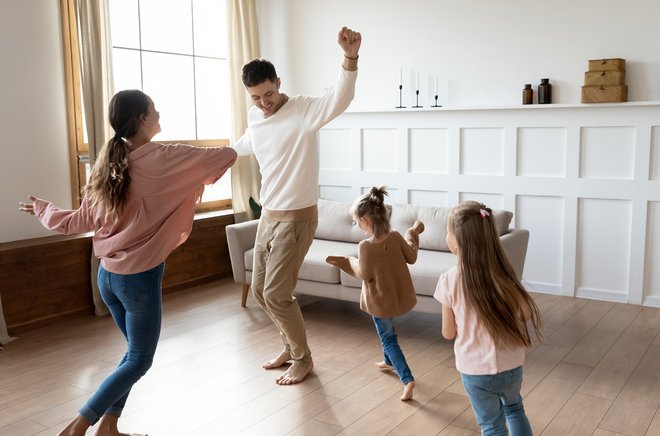 ways-to-keep-kids-active-indoors