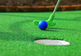 calendar-mini-golf-photo-credit-istock-milepost430media