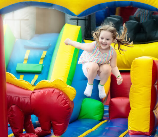 trampoline-and-inflatable-parks-in-metro-detroit-and-ann-arbor-istock-famveld