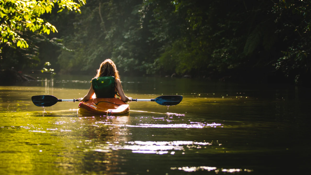 kayaking-in-macomb-county-unsplash