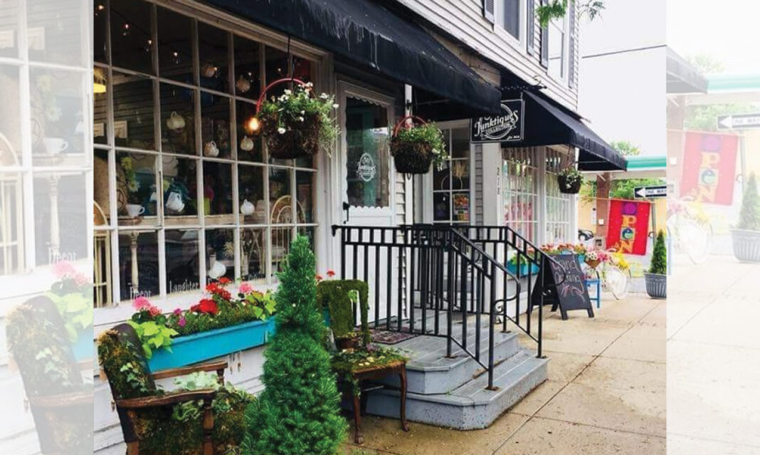 visiting-romeo-with-kids-mi-junktiques-collection