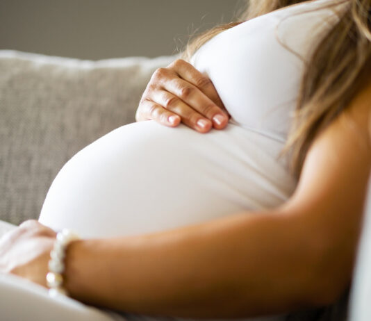 local-mom-talks-about-trisomy-13-istock-kjekol