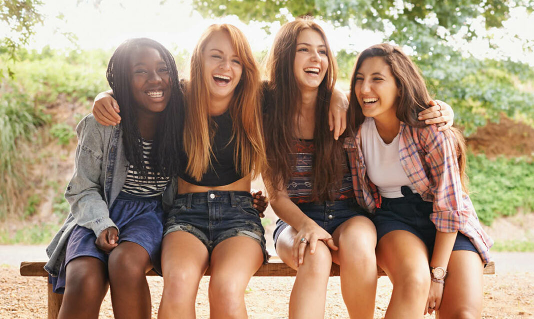 things-kids-learn-at-summer-camp-credit-peopleimages