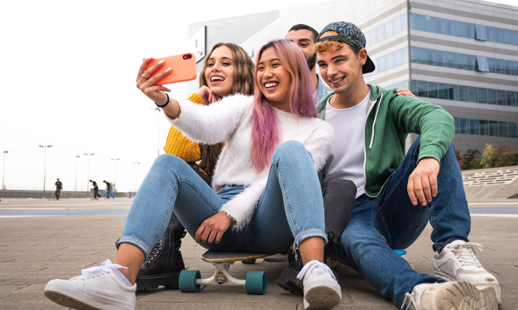 cool-metro-detroit-spots-for-teens-istock-liukstudio