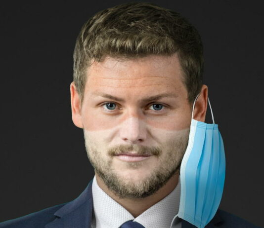 Comedian Drew Lynch at Mark Ridley’s Comedy Castle in Royal Oak