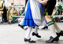 oktoberfests-in-metro-detroit-and-ann-arbor-istock-sebsastian-julian