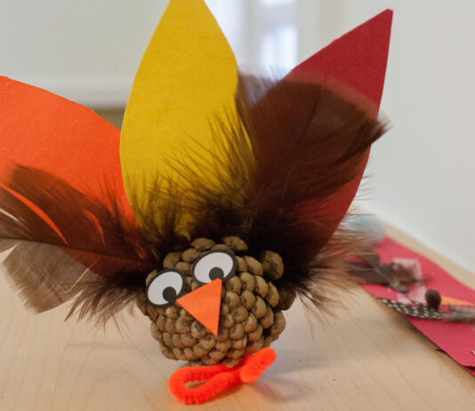 Thanksgiving Hike and Seek at Heritage Park