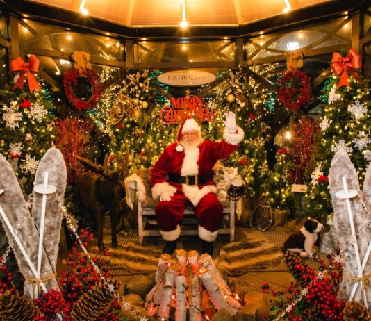 Visits with Santa at The Village of Rochester Hills in Rochester Hills