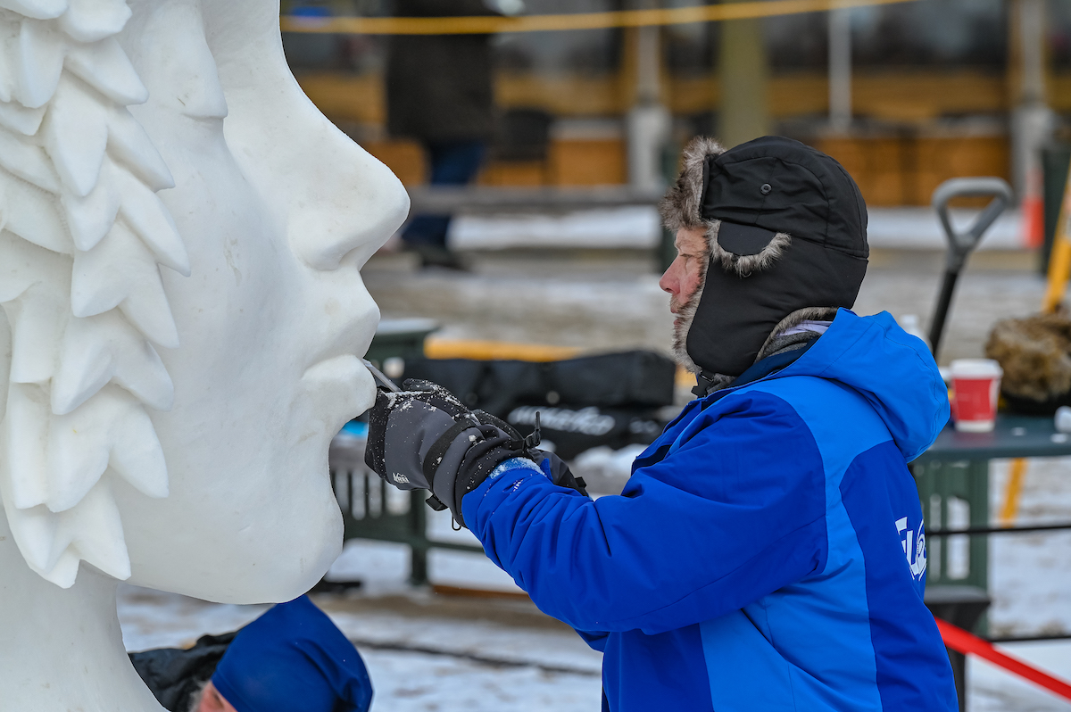 winterfest-sculpture-lake-geneva-wisconsin