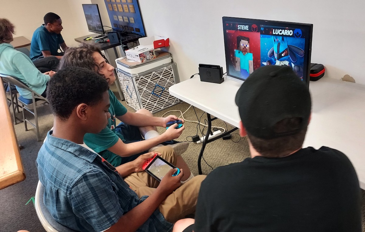 social-skills-playing-esports