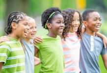 summer-camps-in-metro-detroit-kids-having-fun-in-summer-weather