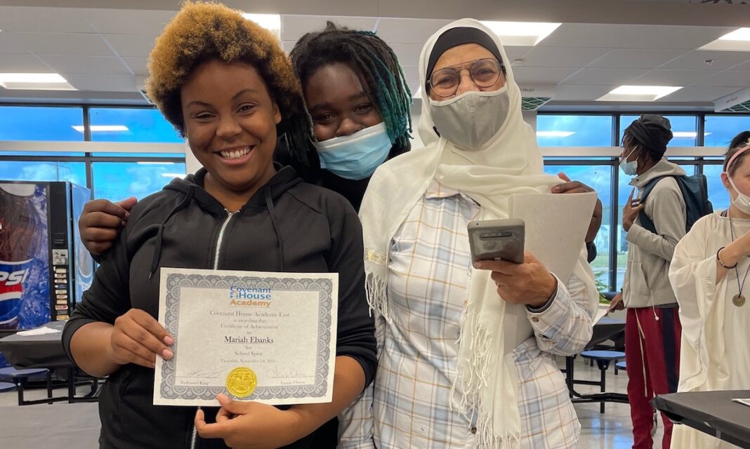 alternative-schools-in-michigan-three-diplomas-three-smiles