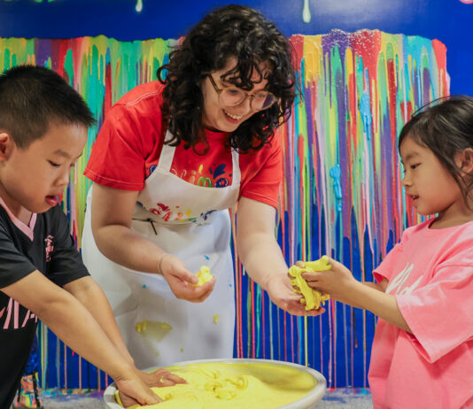 Get Slimed at Oakland Mall’s New Slime Studio Slime studio oakland mall