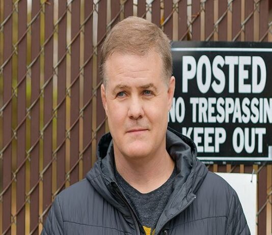 Greg Warren at Mark Ridley’s Comedy Castle Greg Warren