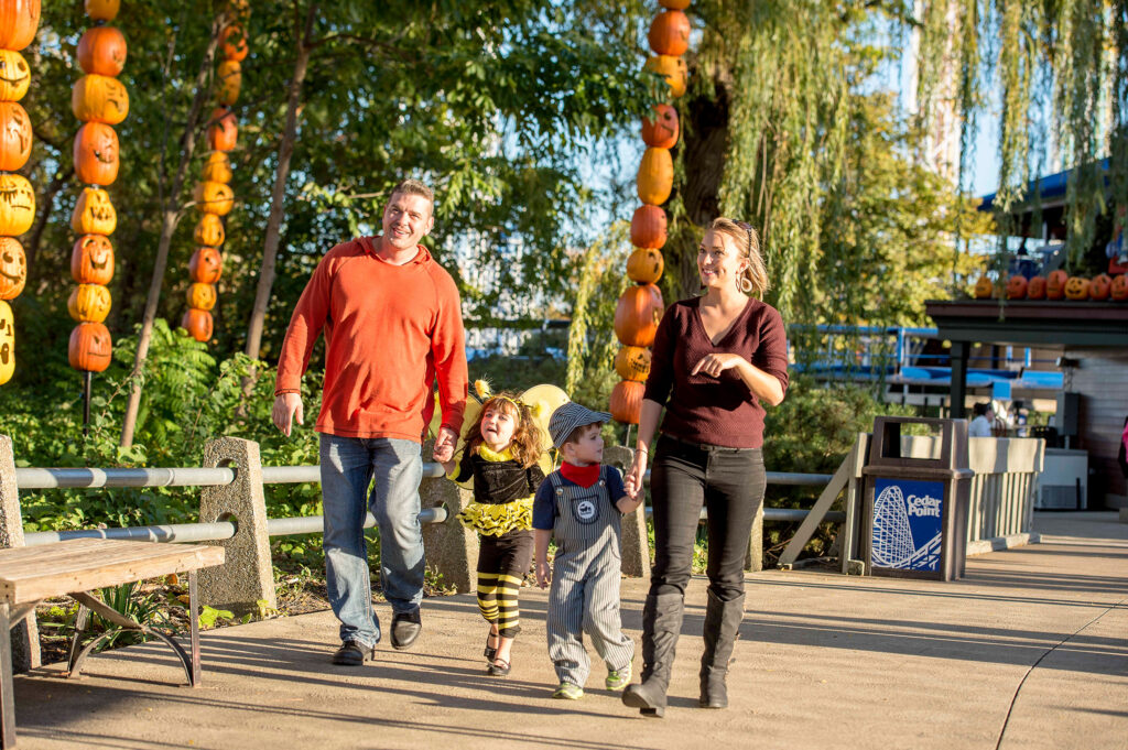 cedar point halloweekend