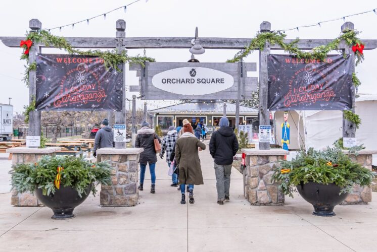 Holiday Extravaganza at Blake's Orchard & Cider Mill