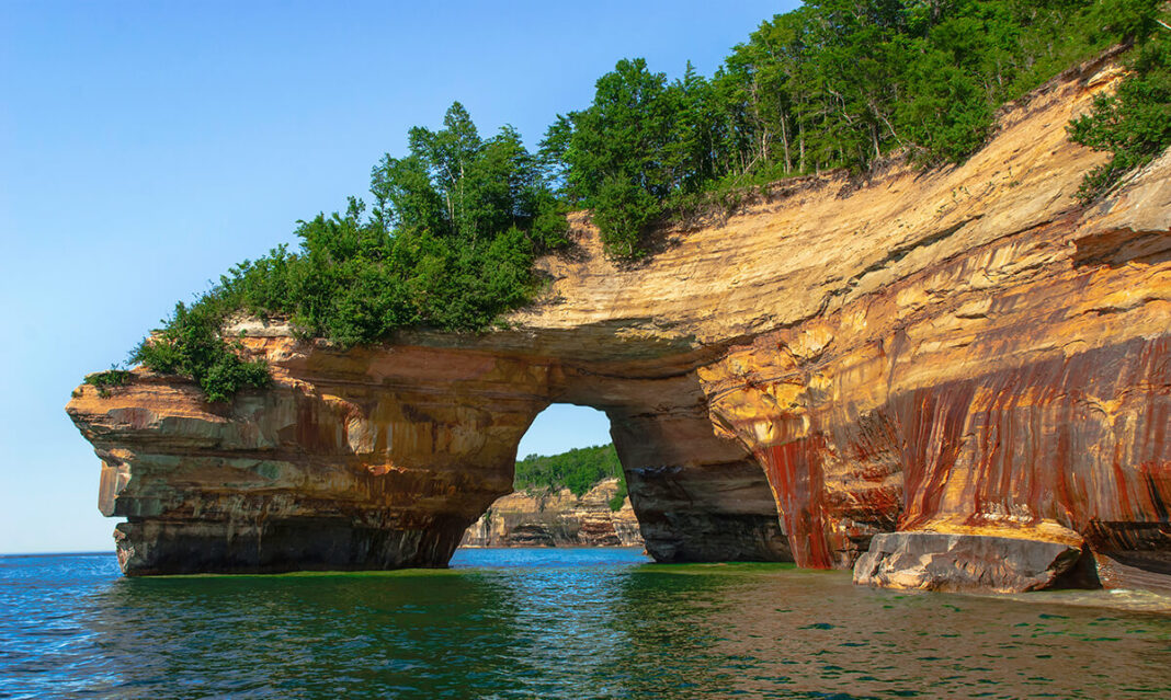 Arch in Pictured Rocks National Lakeshore. Michigan, USA.