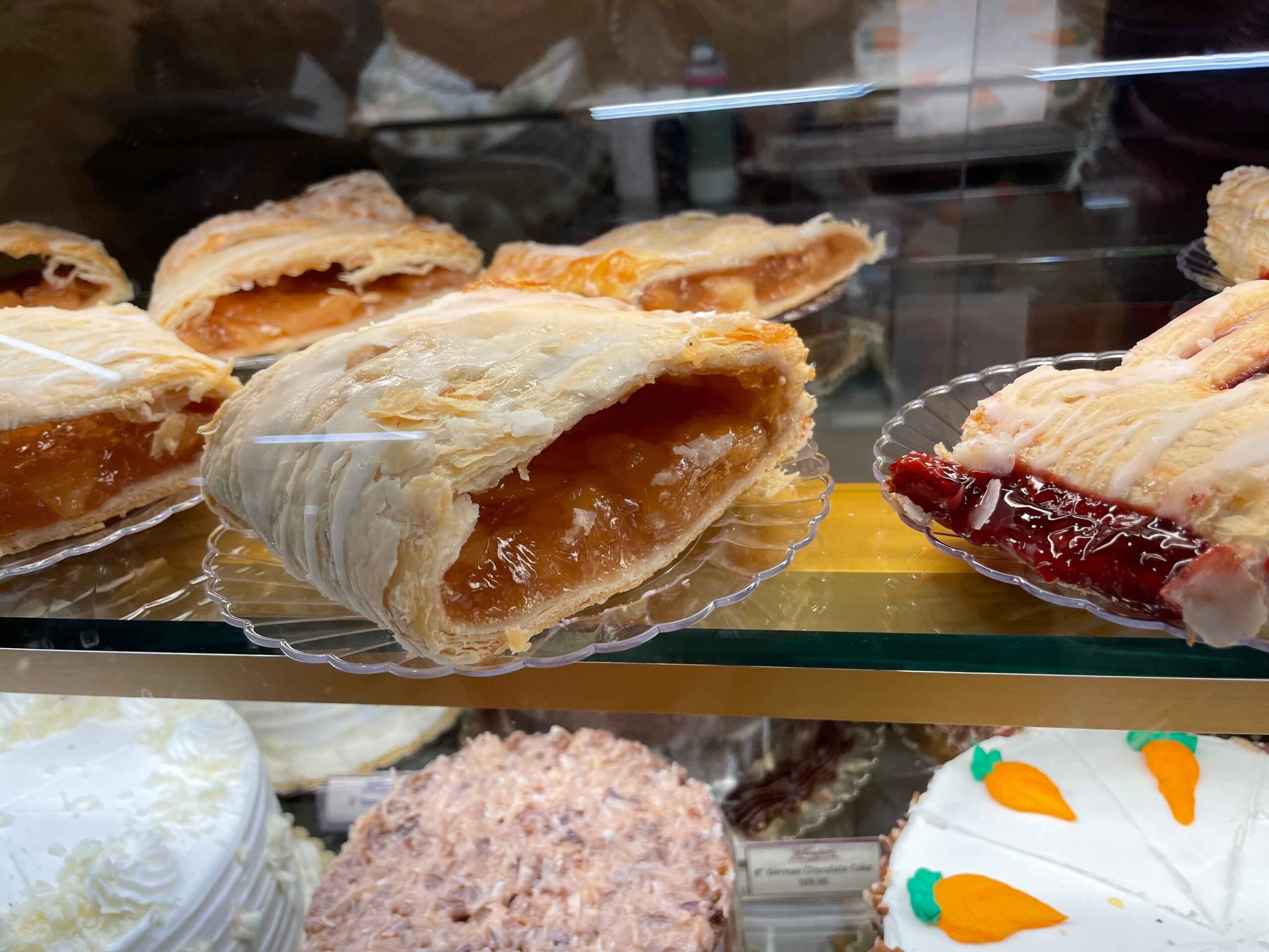 Fresh apple strudel on display at Zehnder’s Marketplace in Frankenmuth offering a classic sweet treat during a visit to Michigan’s Christmas town.