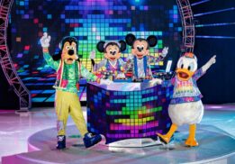 Disney On Ice presents Let’s Dance!