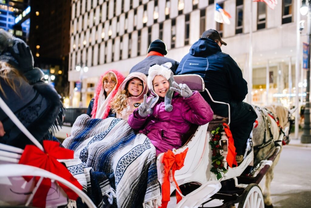 Holiday carriage rides downtown detroit