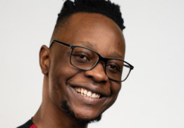 Learnmore Jonasi at Mark Ridley's Comedy Castle