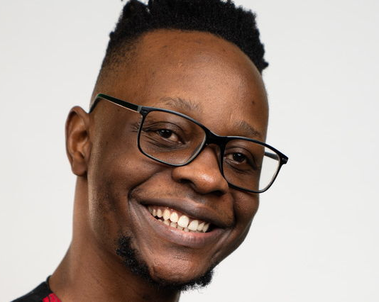 Learnmore Jonasi at Mark Ridley's Comedy Castle