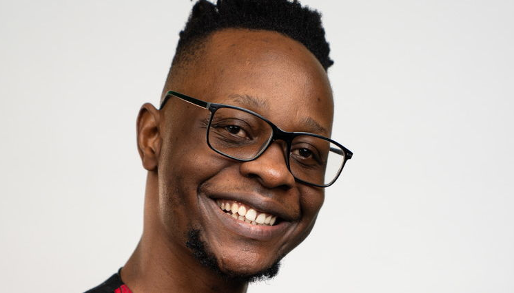 Learnmore Jonasi at Mark Ridley's Comedy Castle