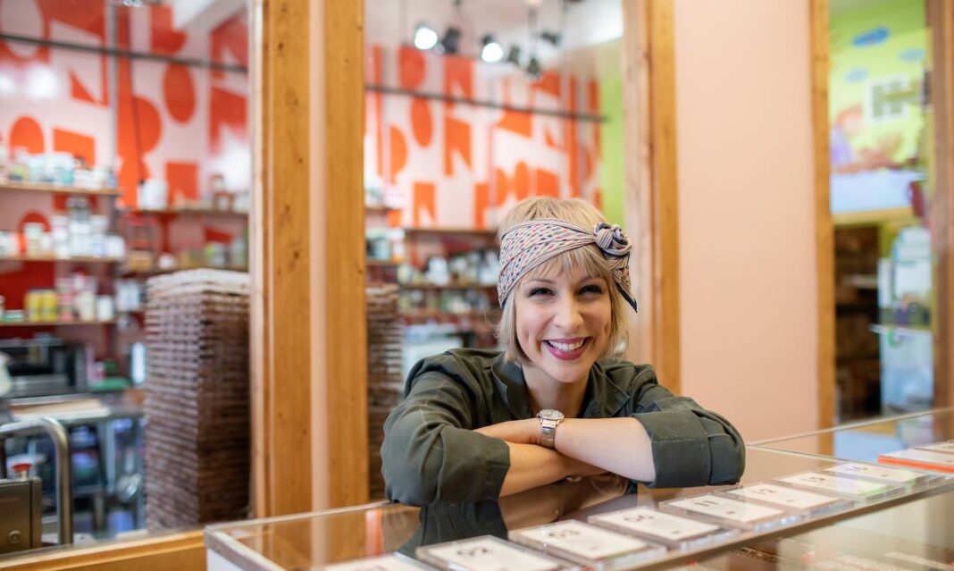 Alexandra Clark Bon Bon Bon