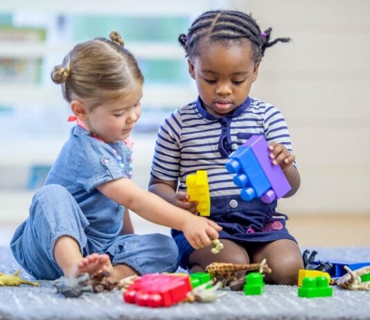 Morning Munchkins at Red Oaks Nature Center Preschoolers playing and learning together at Morning Munchkins Red Oaks Nature Center during a hands on nature program for young children