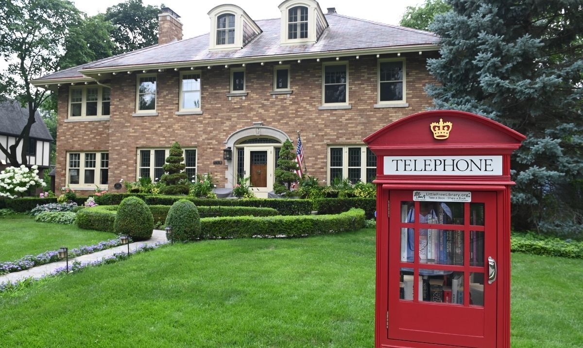Brick home with landscaped yard in Macomb County neighborhood representing how to choose the right home